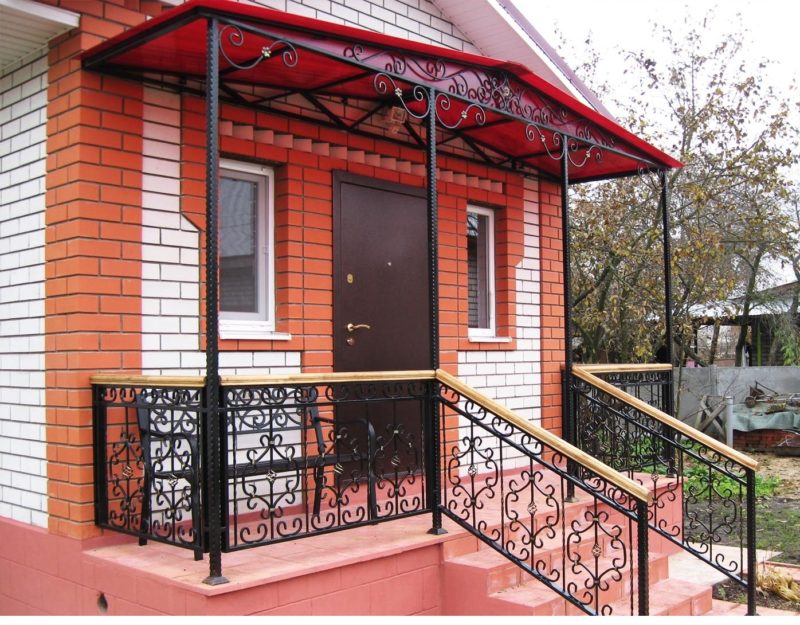 крыльцо для частного дома