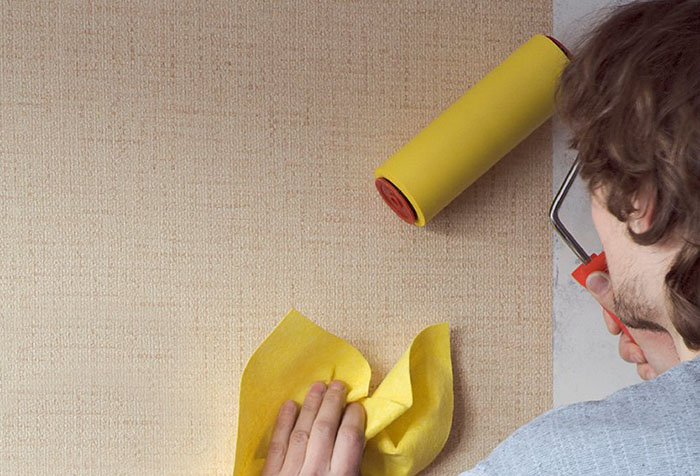 Как правильно клеить обои