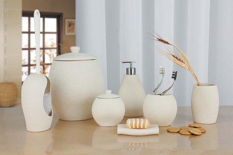 аксессуары для ванной комнаты