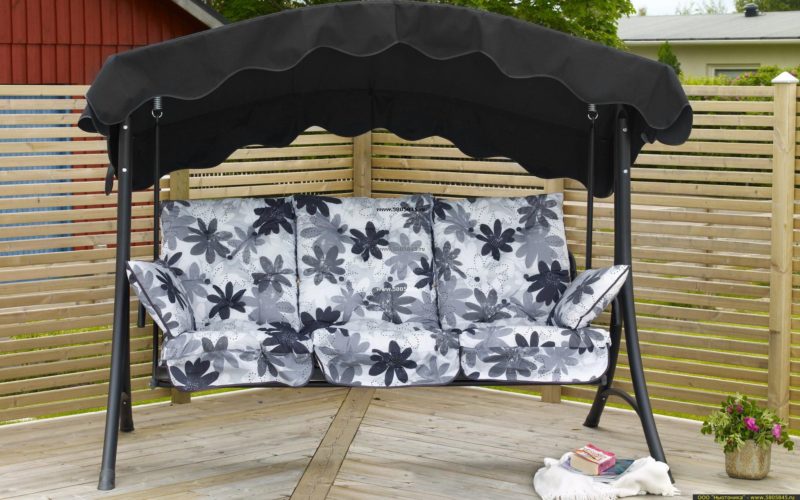 качели для дачи