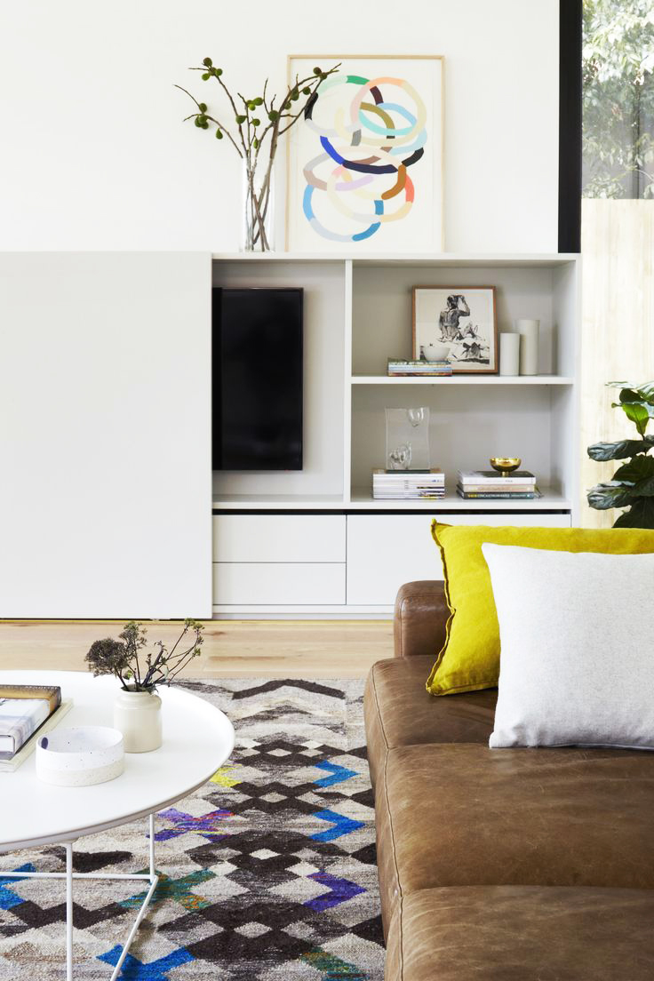 Стенки для гостиной в современном стиле