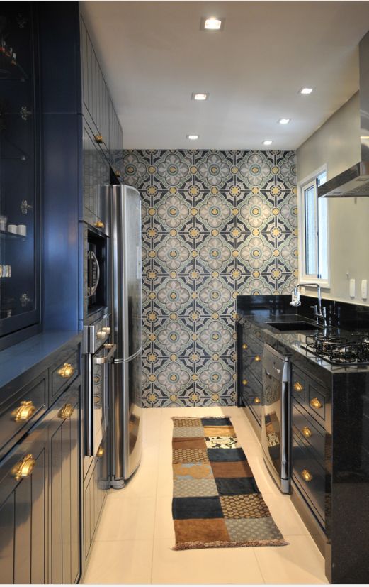 Кухонные гарнитуры