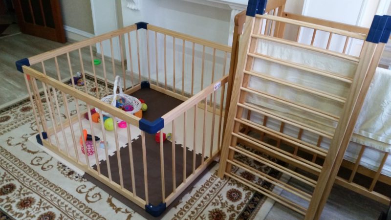 Манеж в детской