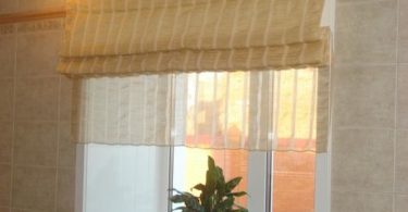 Римские шторы с занавеской