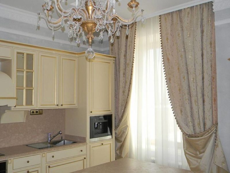 Дизайн интерьера: гардины на кухню