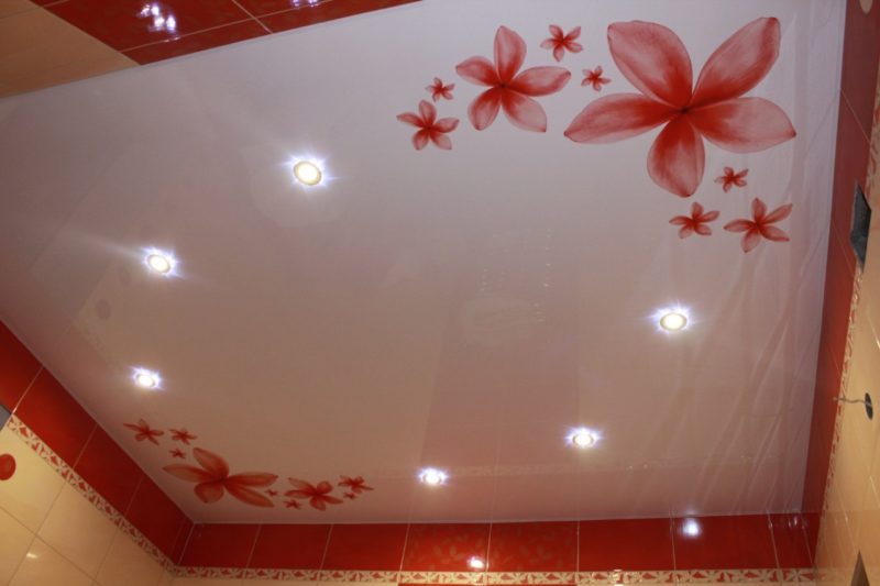 гипсокартон: подвесные потолки в доме