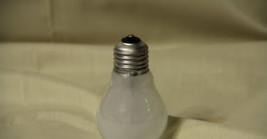 елочная игрушка из лампочки своими руками