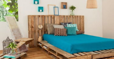 кровать из поддонов