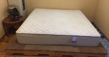 кровать из поддонов